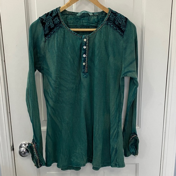 Soft Surroundings Butterfly knit top green/Teal Long Sleeve Women's Tunic size M - Picture 16 of 16